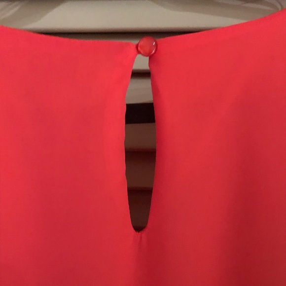 🆕 NÉW Coral Dress Sheer 3/4 Sleeves and Lace Hem - Picture 4 of 8